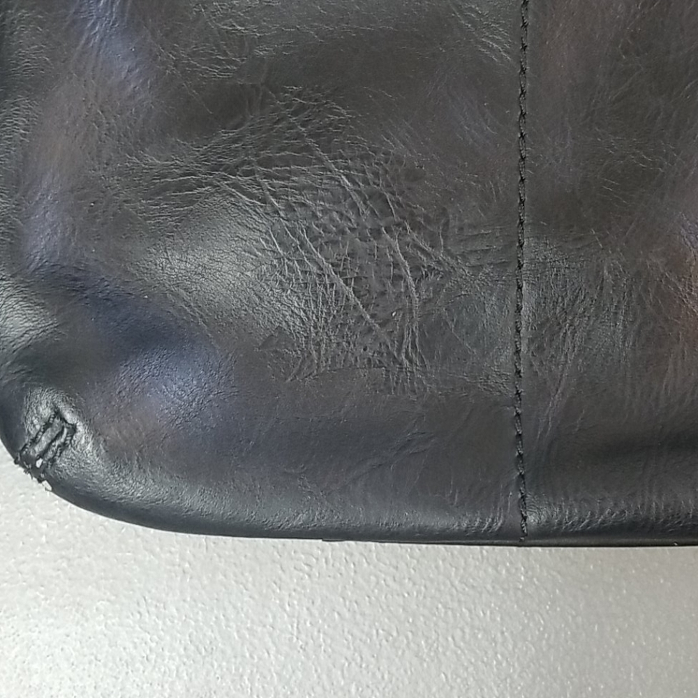 Hugo Boss Envelope Bag - Picture 4 of 16